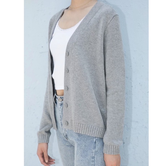 BRANDY MELVILLE Button Up‎ Knit Sweater - Picture 12 of 12